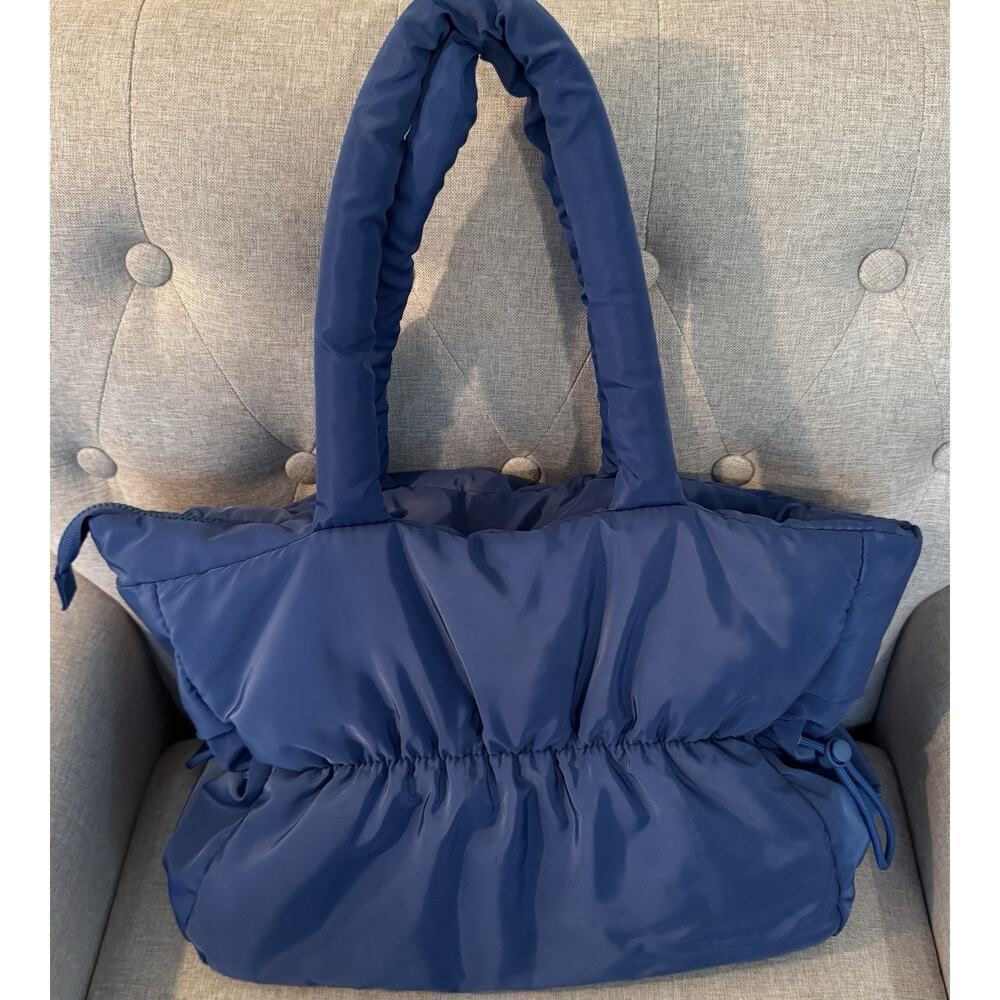 Bearpaw Bag Style Blue Quilted Zipper Shoulder Bag - Picture 5 of 13